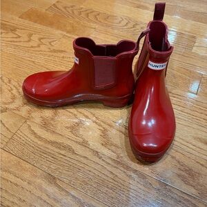 Hunter Boots - Women’s Original Chelsea Gloss - Size 8M - Military Red